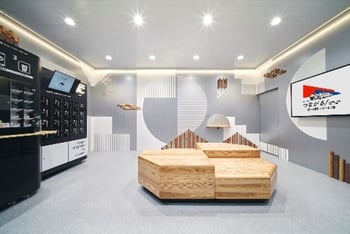 新横浜駅待合室「Shin-Yoko Gateway Spot」では 新横浜駅でつながる